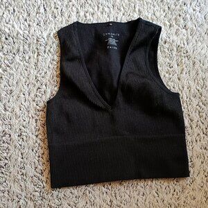 DYNAMITE🏵️Black Ribbed Cropped V Neck Tank Top